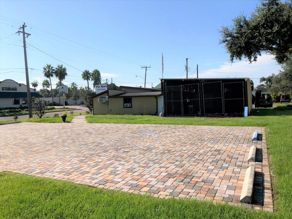 Seller Financing w/ Ample Land and Stand Along Building: 2228 9th St W, Bradenton, FL 34205